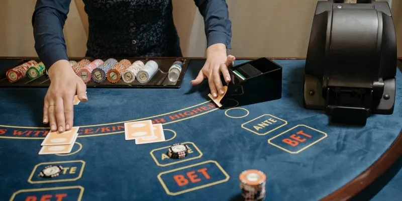 Cách Chơi Baccarat J88 Gia Tăng Lợi Nhuận Lớn Dễ Dàng 3 Bạn cần nắm rõ nguyên tắc tính điểm trong cách chơi Baccarat